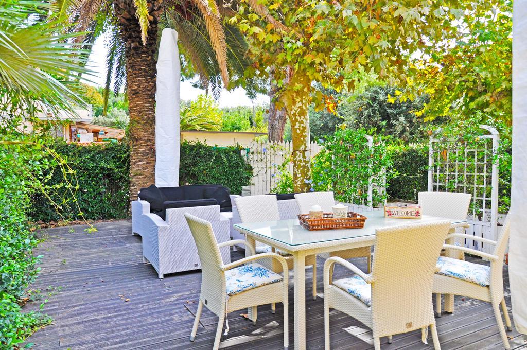 Holiday Apartments Fiumetto Marina di Pietrasanta Exterior photo