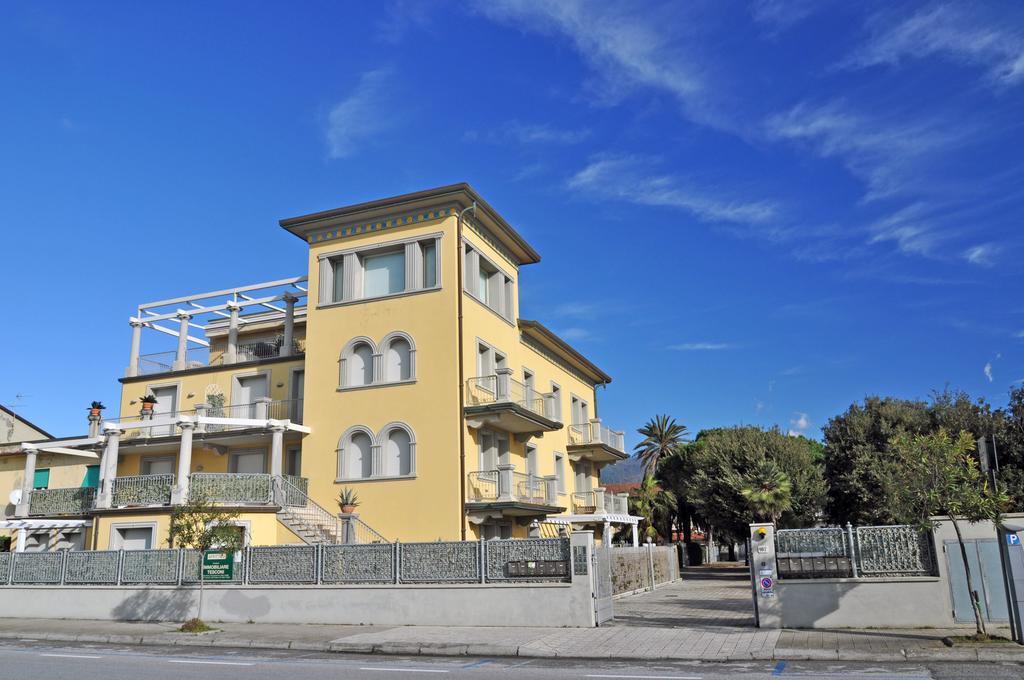 Holiday Apartments Fiumetto Marina di Pietrasanta Room photo